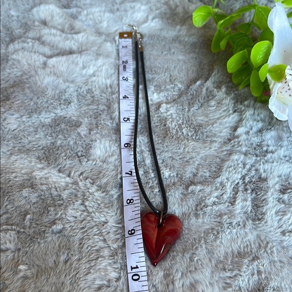 Red and Black Geometric Necklace with Pendant - Picture 4 of 6